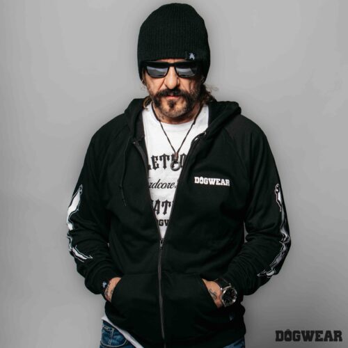 Semmi nem véd meg zipes pulóver